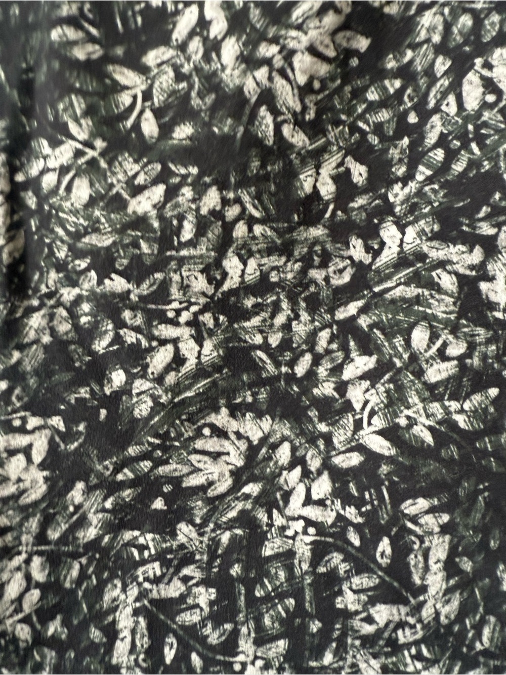 Lululemon Women's Black & White Patterned Racerback Tank Top - Picture 2 of 5